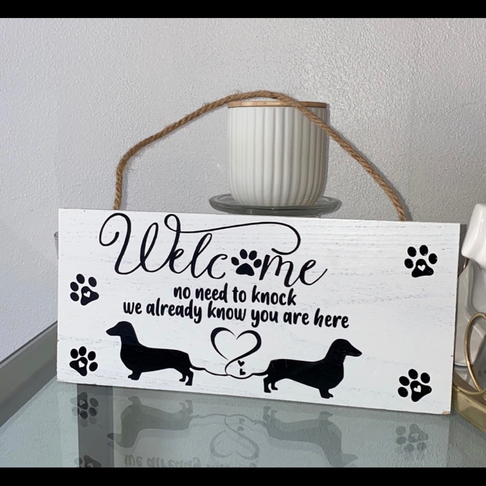 Dachshund welcome door hanger